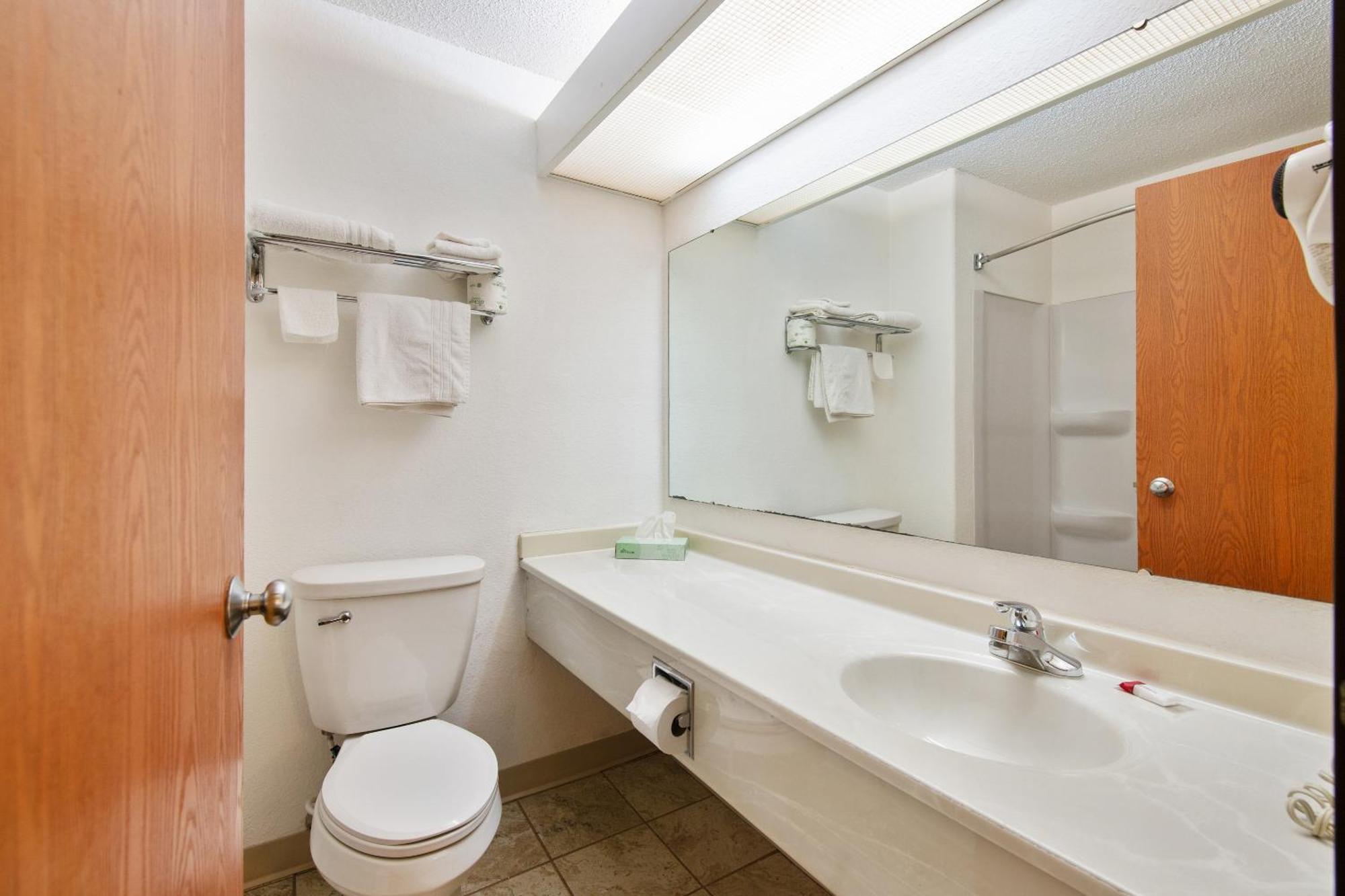 Hotel Oyo I-94 Portage